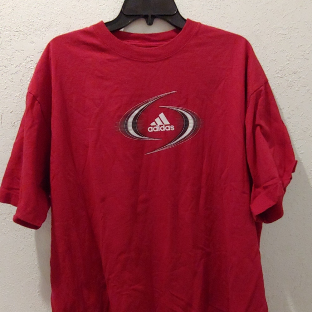 Adidas T-Shirt